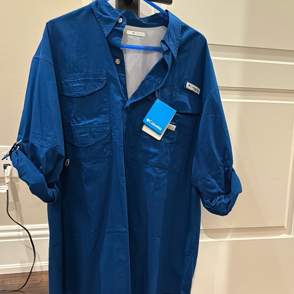 Columbia Men's Blue Shirt